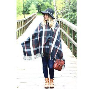 Neutral-Tone Blanket Scarf Ruana Wrap w/ Buttons – Oversized Shawl/Wrap – NWT
